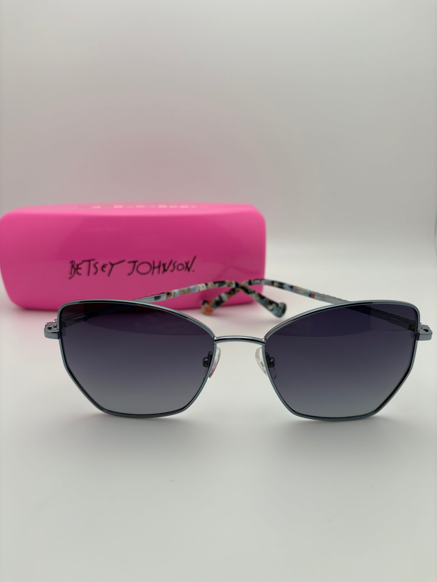 Betsey Johnson Polarized Sunglasses - Luv Me / Blue