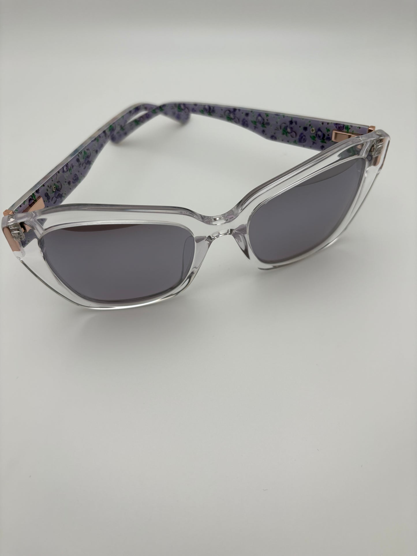 Betsey Johnson Polarized Sunglasses - Shade / Clear